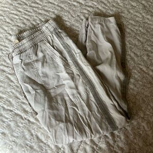 Anthropologie- linen cargo pants